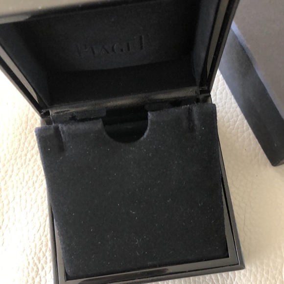 PIAGET Earrings 📦 New - Picture 2 of 16